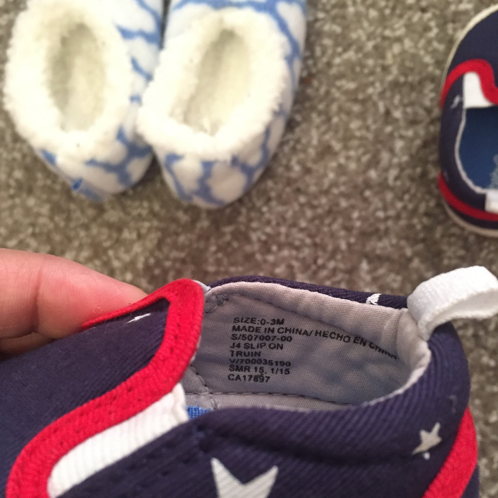 BABY Shoes - Picture 3 of 3